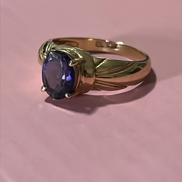 10k Yellow Gold Estate Deep Violet Oval Solitaire Amethyst Textured Band Ring - Picture 7 of 15